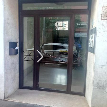 Casa Blaserna Nel Cuore Dello Shopping A Marconi E Trastevere Rom Eksteriør billede