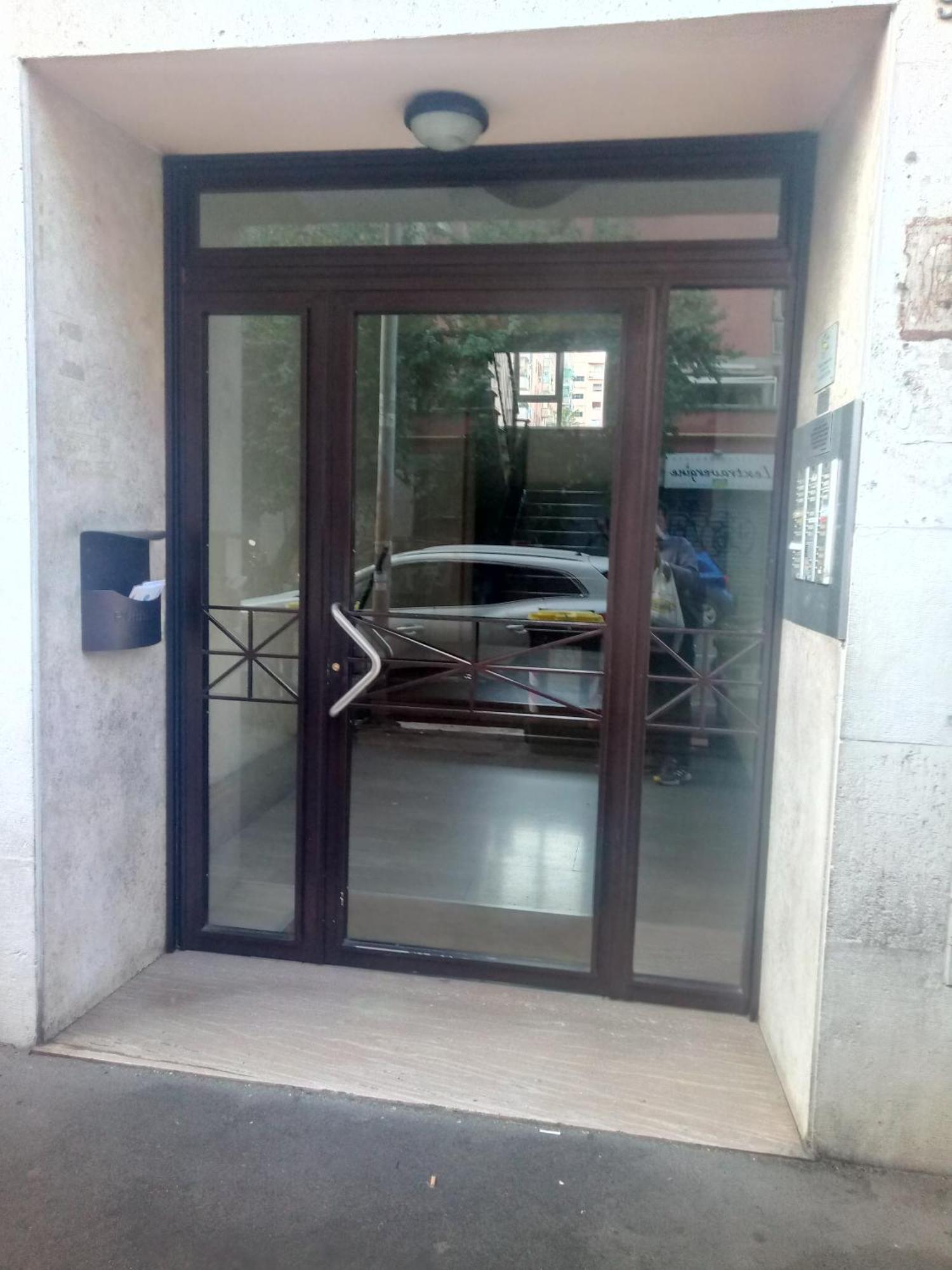 Casa Blaserna Nel Cuore Dello Shopping A Marconi E Trastevere Rom Eksteriør billede