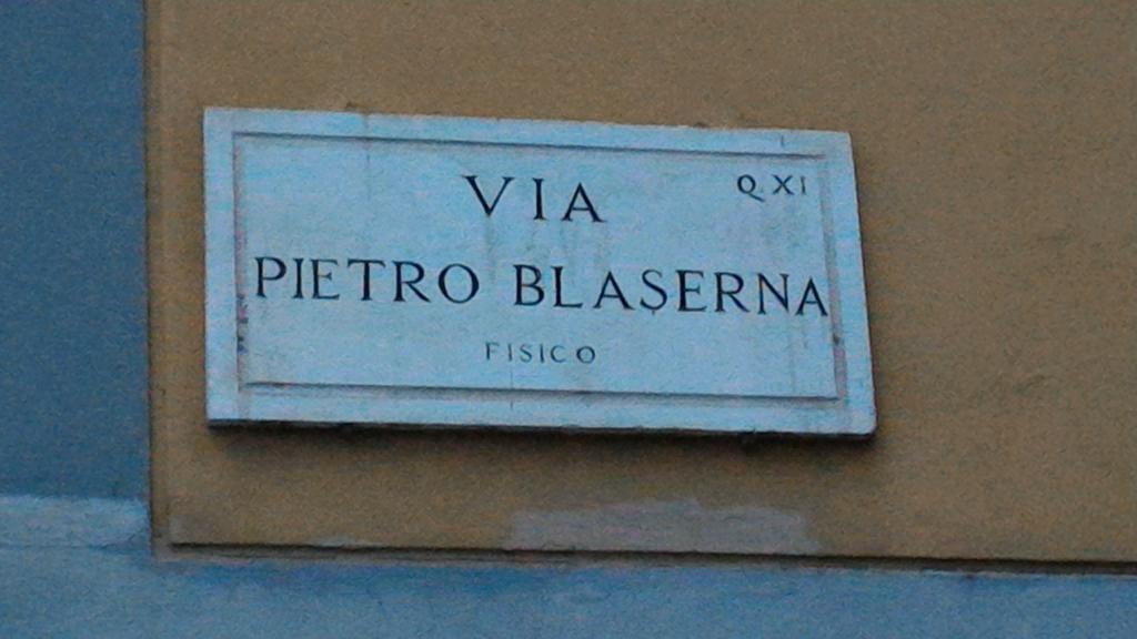 Casa Blaserna Nel Cuore Dello Shopping A Marconi E Trastevere Rom Eksteriør billede
